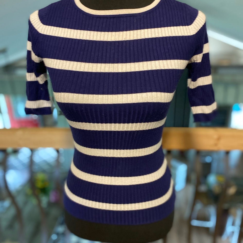 EXPRESS Blue&White Striped Top NWOT DONATING SOON!!
